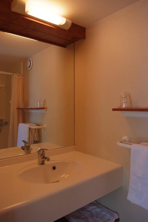 Fasthotel Saint-Amand-Montrond Orval  Zimmer foto